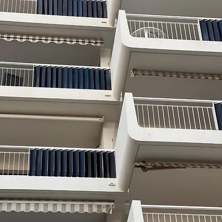 Palm Front De דירה *